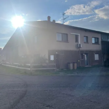 Nyaraló Ferme Equestre - Vue Unique Sur Les Chevaux Wangen